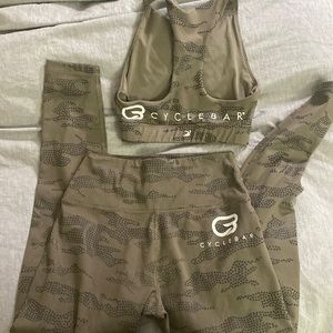 CYCLEBAR camo set, sports bra and leggings sz S